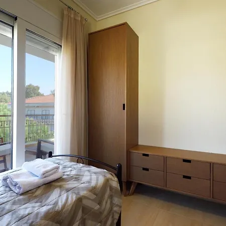 Botanica & Holiday home *