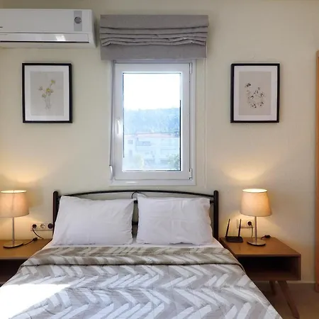 Botanica & Holiday home *