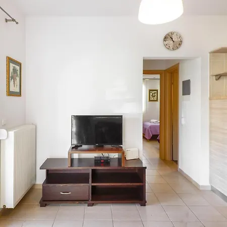 Botanica & Holiday home *